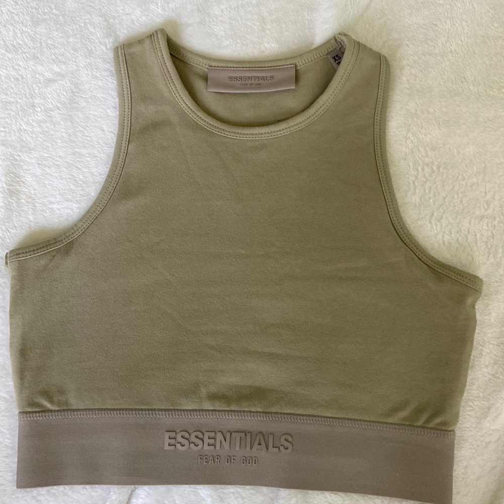Olive~ish green fitted crop top!
